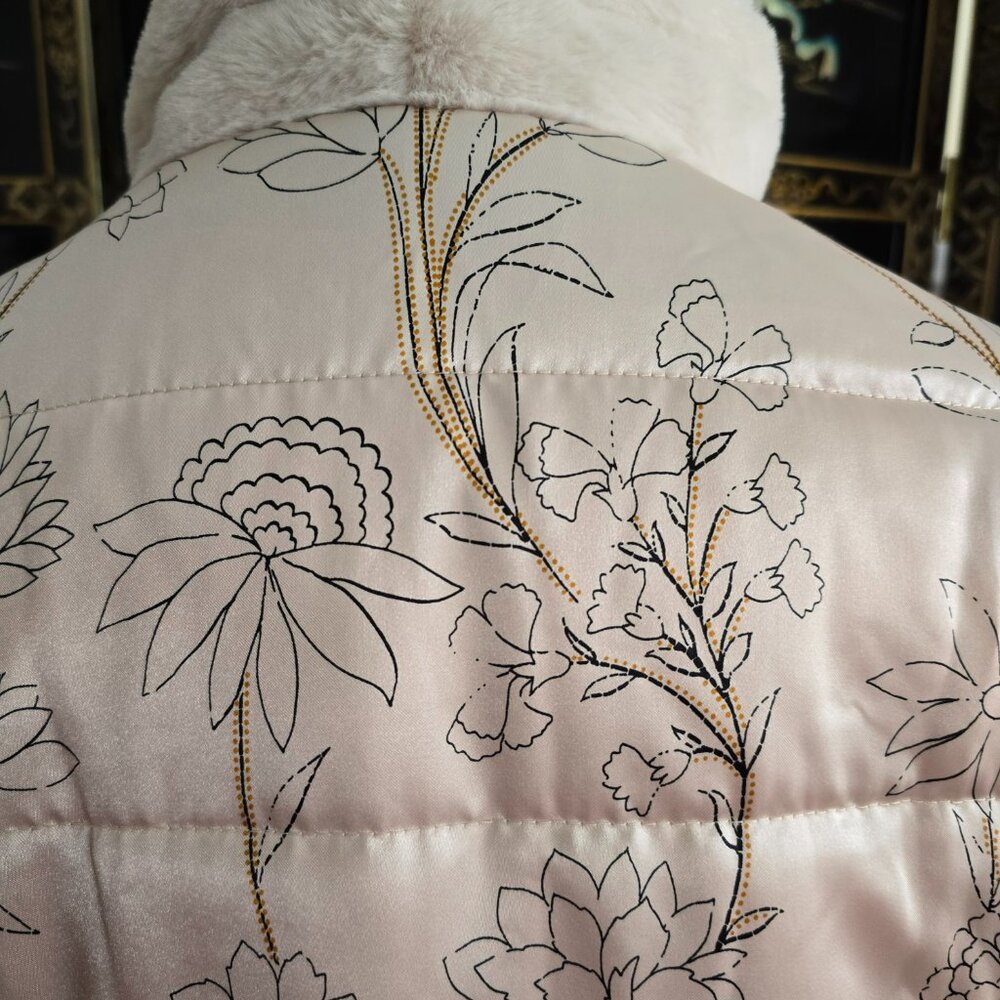 Floral Embroidered Jacket - Picture 3 of 6